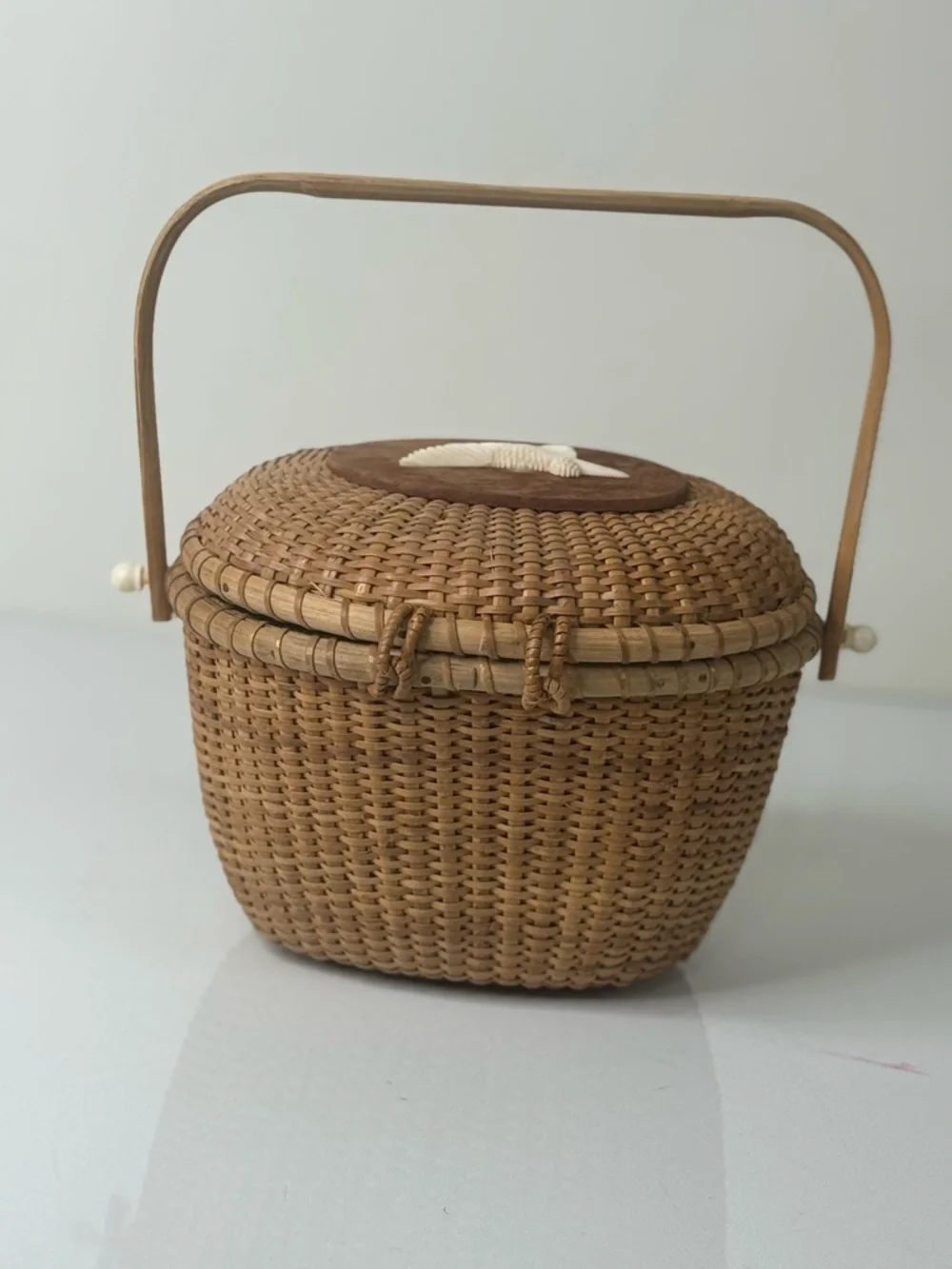 Vintage Nantucket Basket Handbag with Bird - Picture 4 of 9